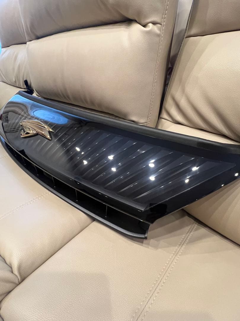 ★60ハリアー　前期★フロントグリル★未使用品★ 53114-48030740