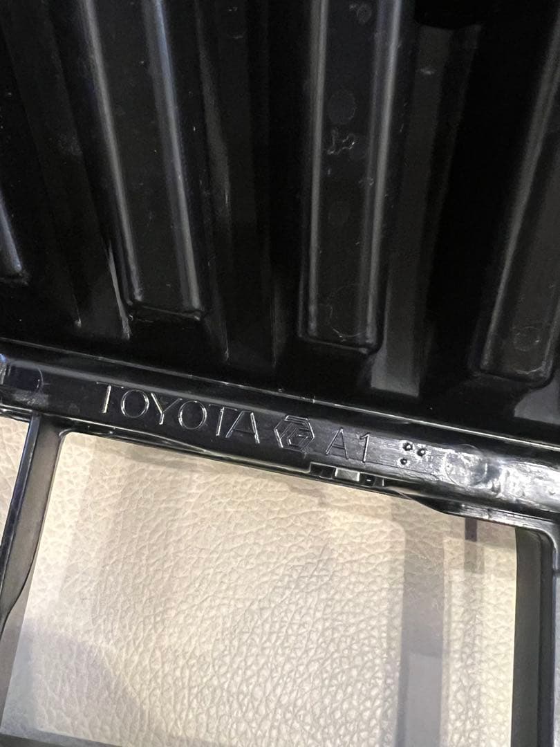 ★60ハリアー　前期★フロントグリル★未使用品★ 53114-48030740