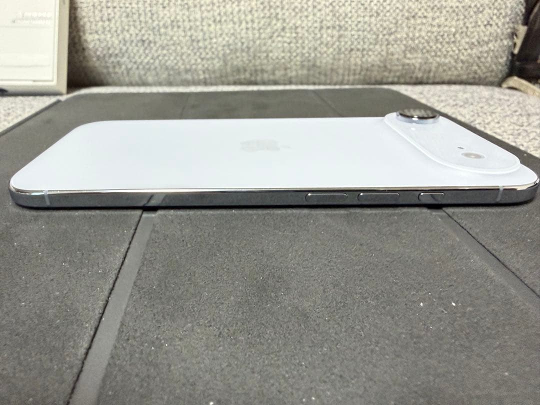 iPhone Air 256GB スカイブルー