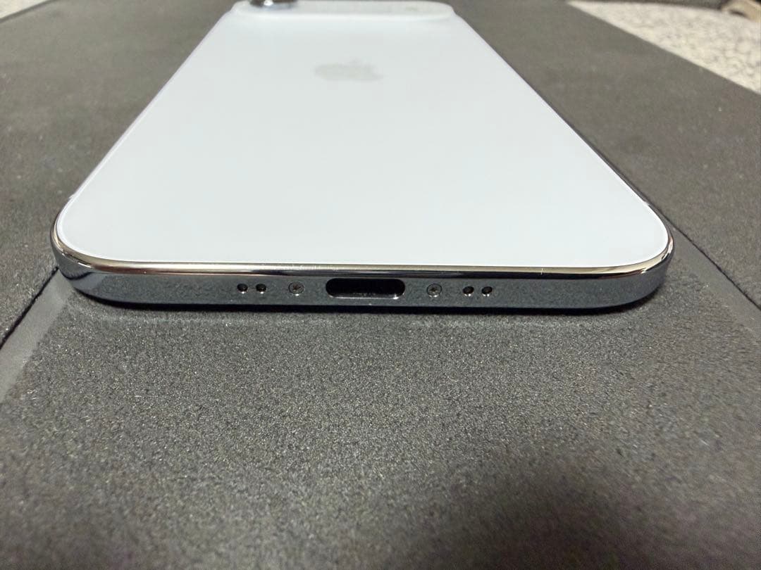 iPhone Air 256GB スカイブルー