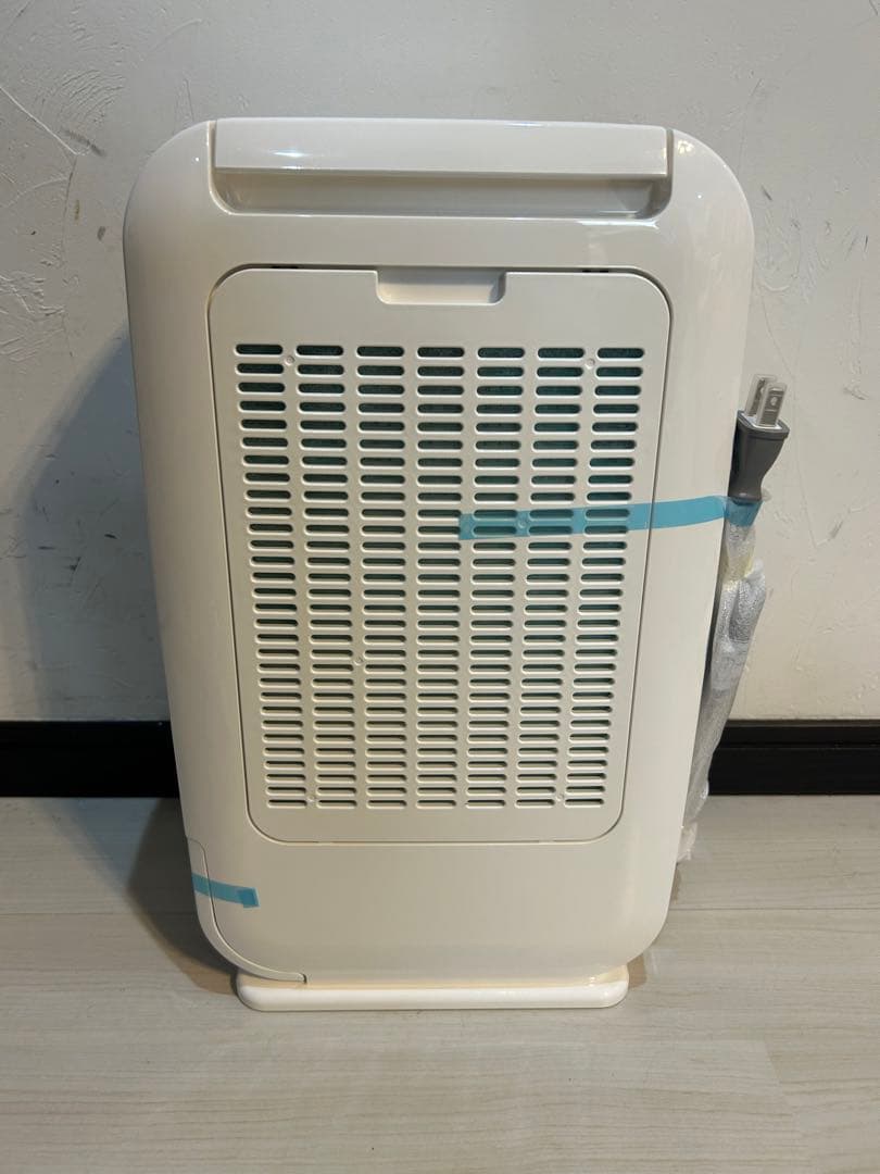 【未使用品】HITACHI HJS-D562 除湿機 ホワイト