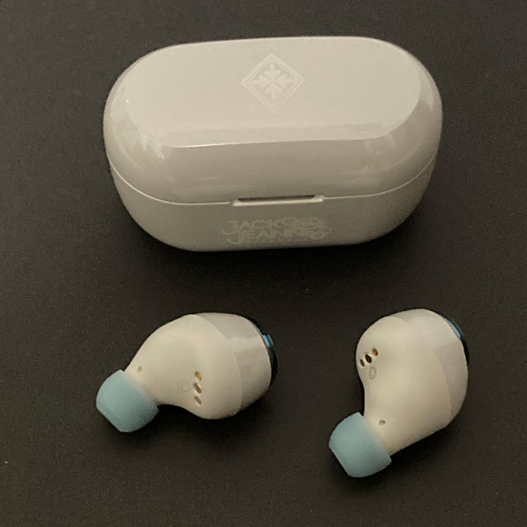 【入手困難品】ジャックジャンヌ イヤホン AVIOT