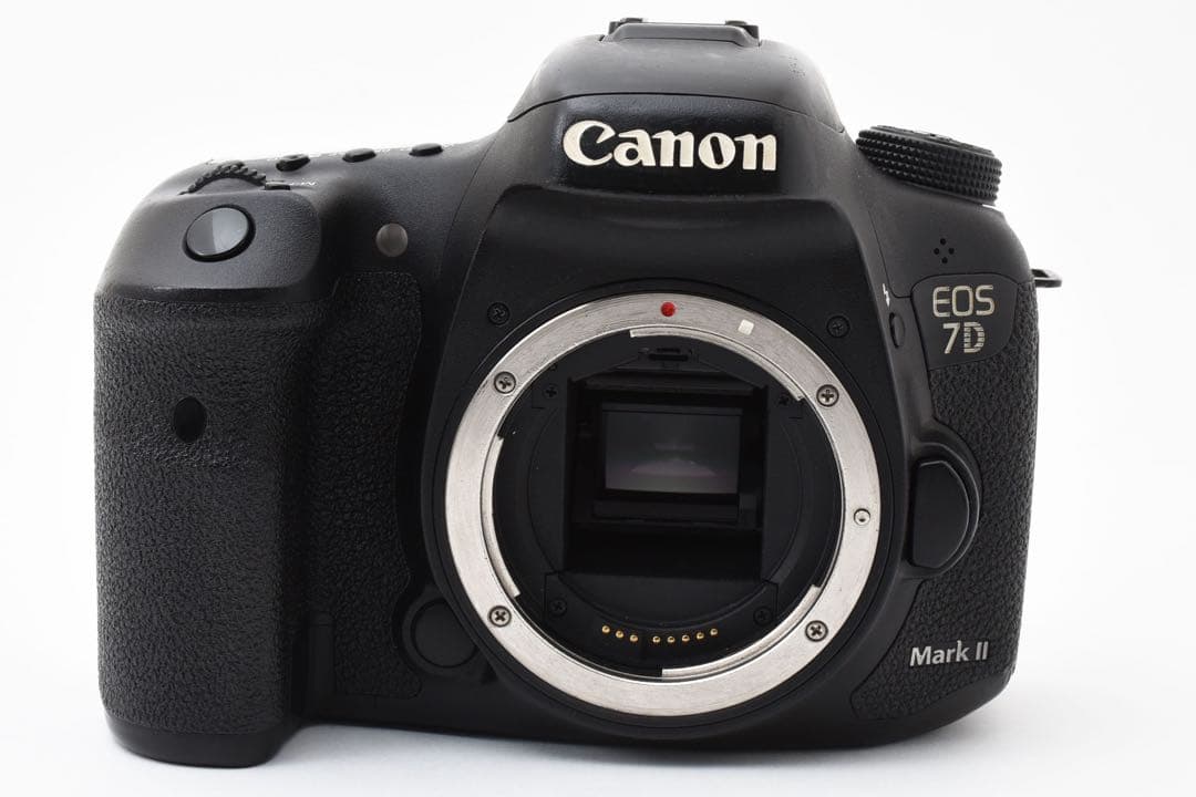 一眼レフカメラCanon EOS 7D MarkII標準&望遠ダブルレンズセット