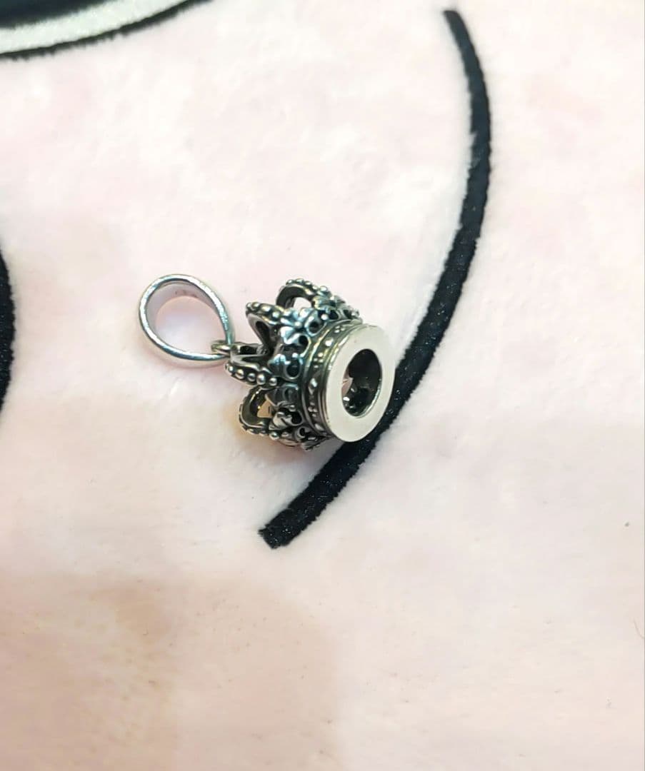 ジャスティンデイビスネックレス