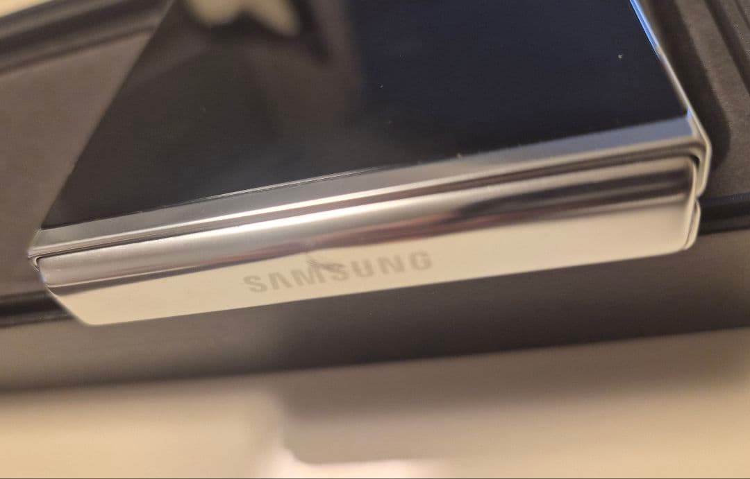 SC-54D GalaxyZ Flip 5 256GB ドコモ【即購入・配送可】