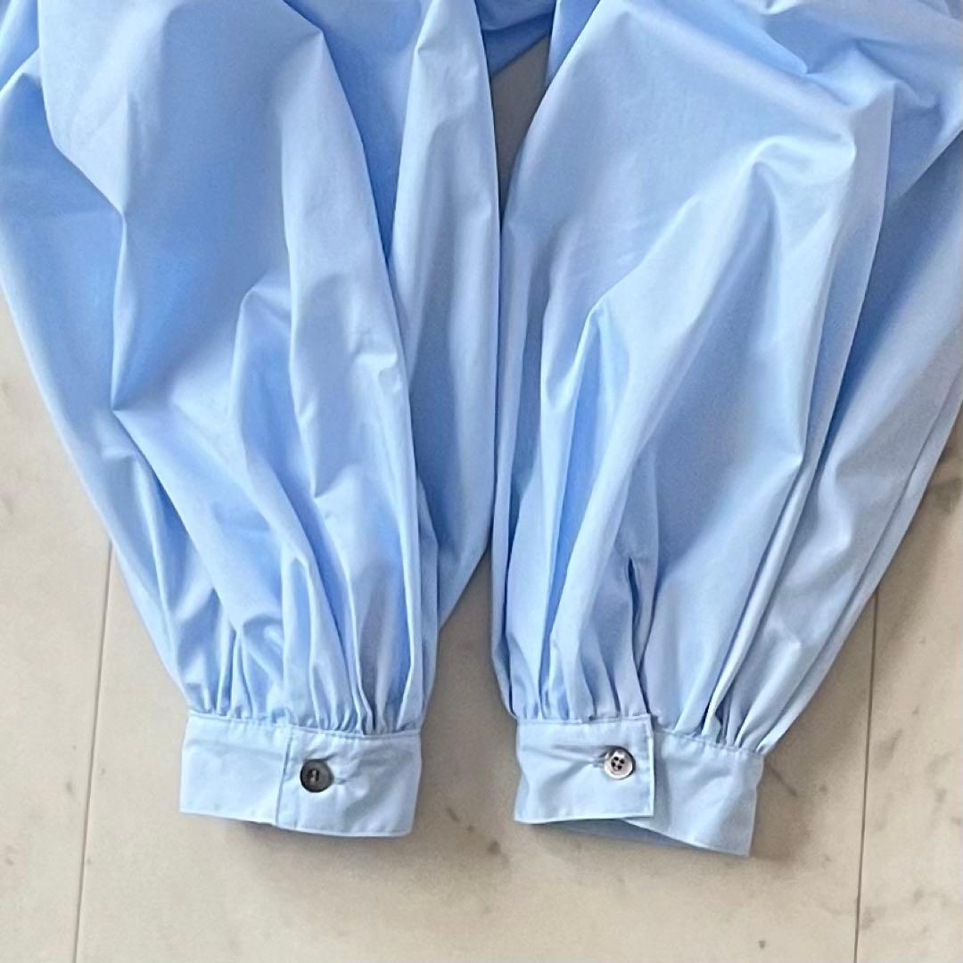 極美品♪ルフィル バックギャザーバンドカラーブラウス F ブルー ボリューム袖