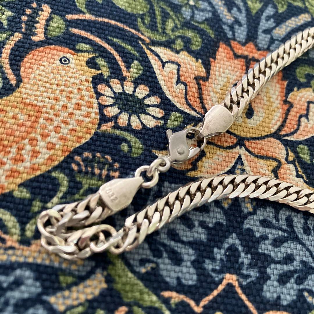 レダシルマ　ネックレス