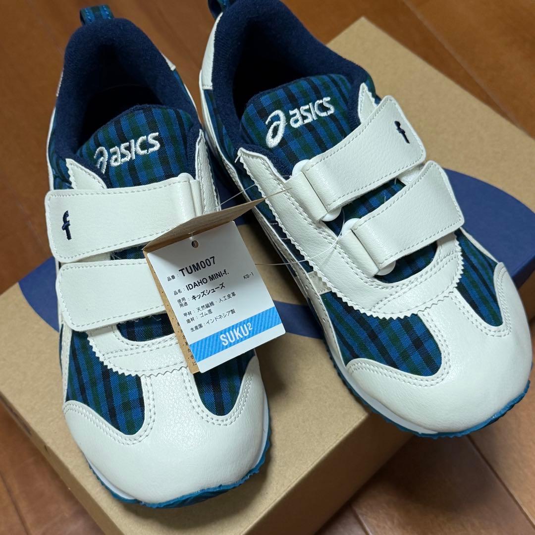 familiar　ファミリア　asics チェック柄 靴 新品　XB 20センチ