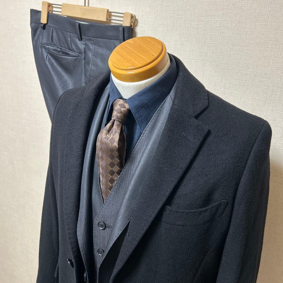 成人式結婚式　スリーピーススーツ＆チェスターコート＆ネクタイ３点　サイズM