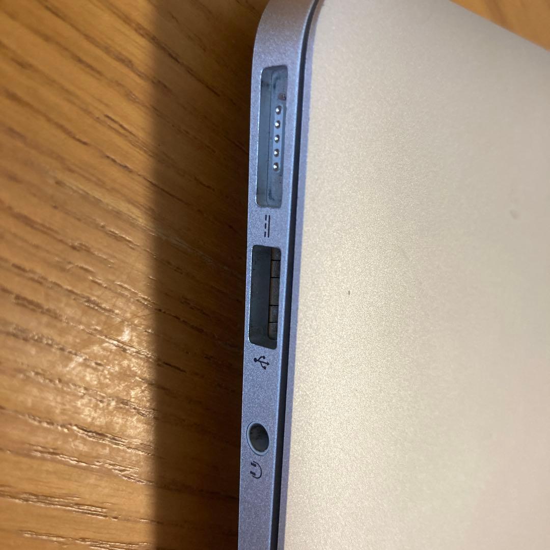 MacBook Air 13インチ A1466 (2014) 動作品