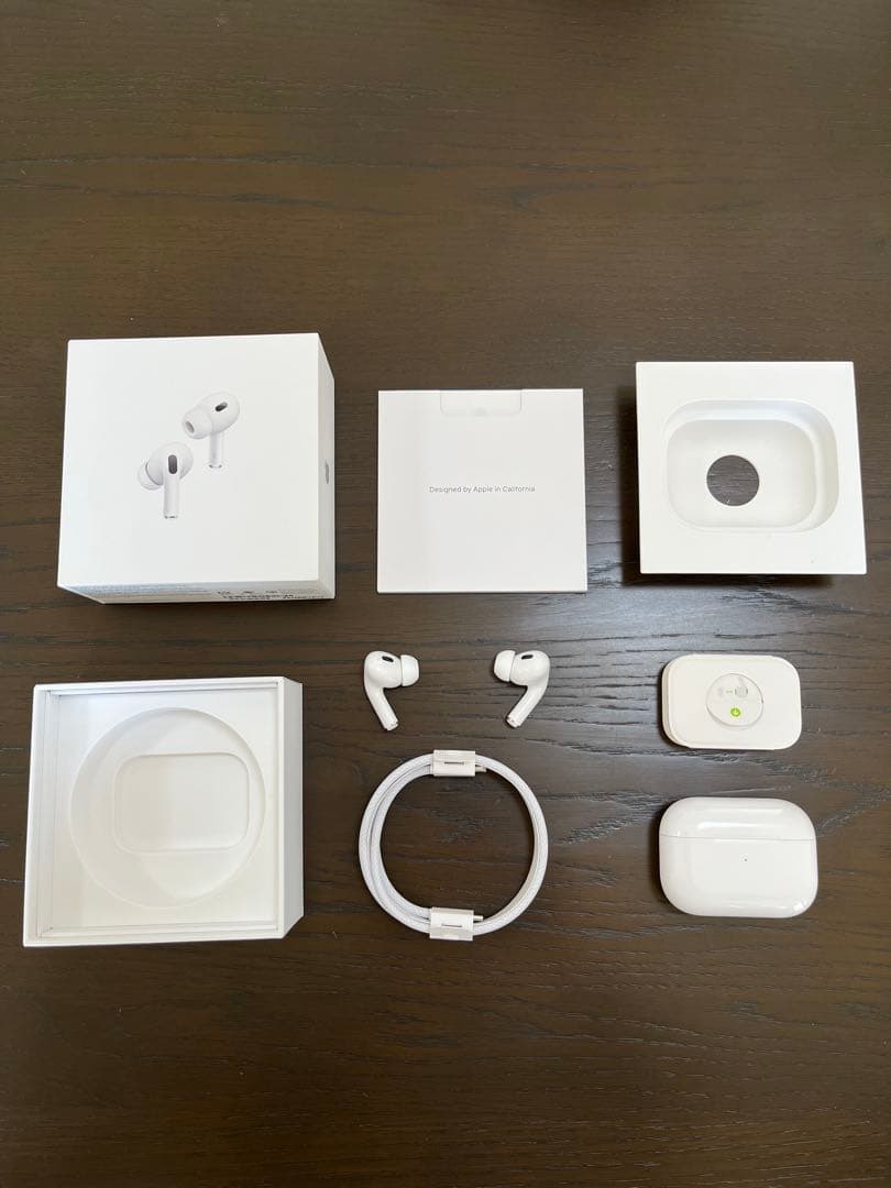 【値下げ】AirPods pro2 本体 ホワイト 付属品付き