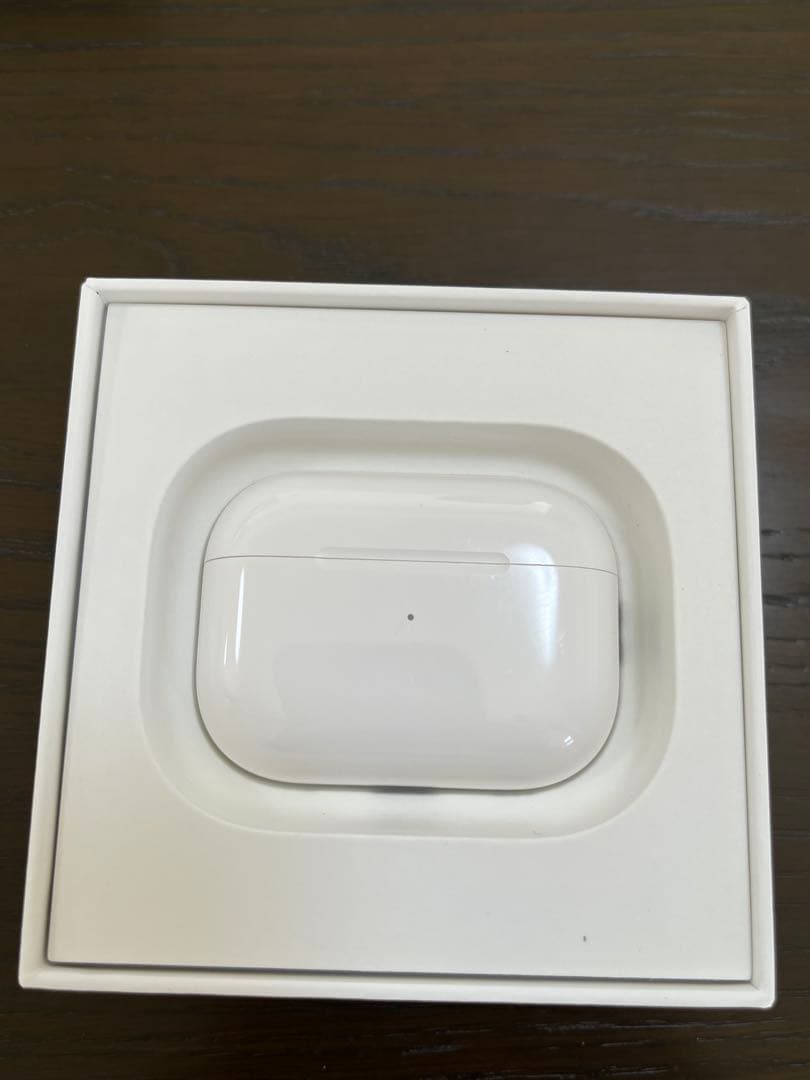 【値下げ】AirPods pro2 本体 ホワイト 付属品付き