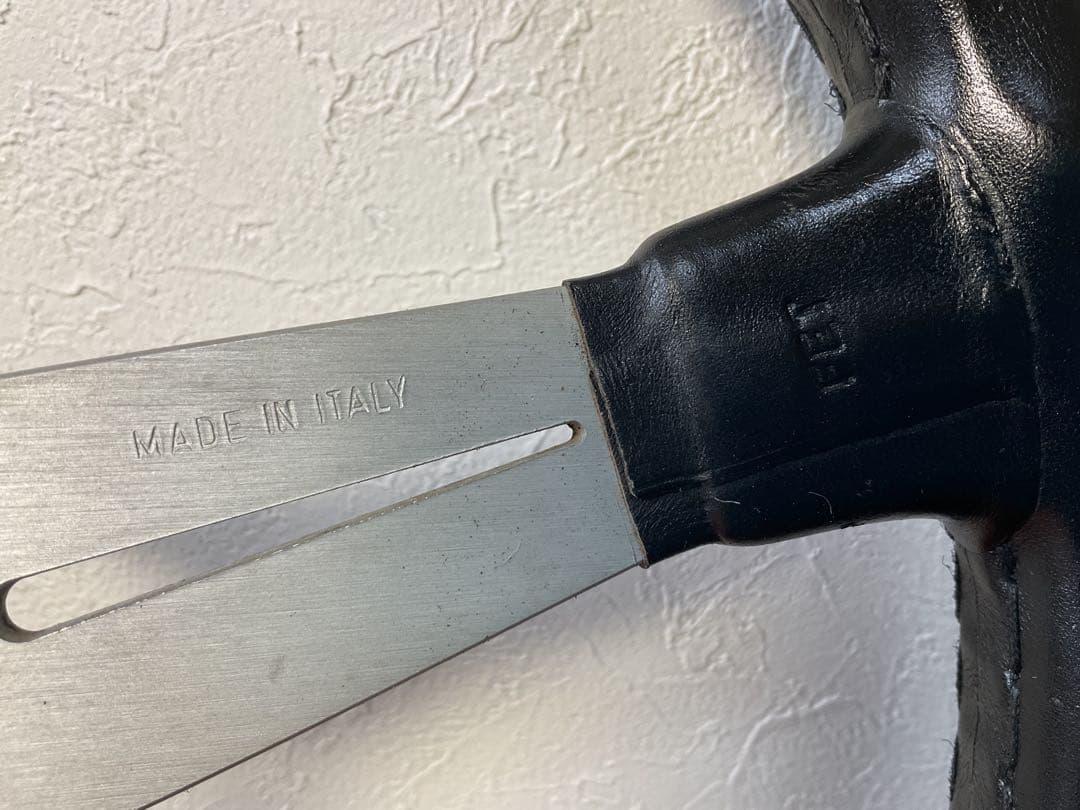 ナルデイ　ステアリングホイール　　クラッシックタイプ