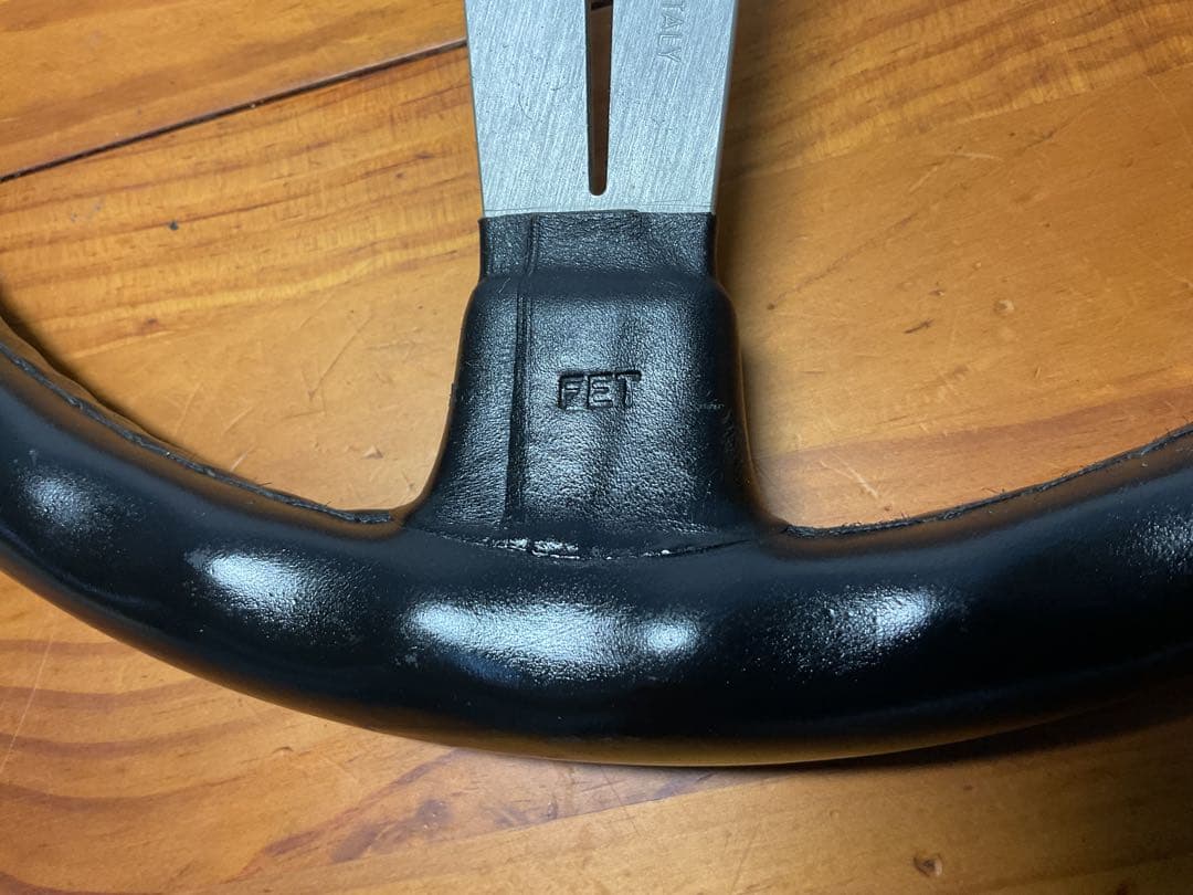 ナルデイ　ステアリングホイール　　クラッシックタイプ