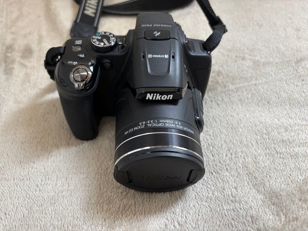 【激安】Nikon Coolpix P610 デジタルカメラ　光学60倍ズーム