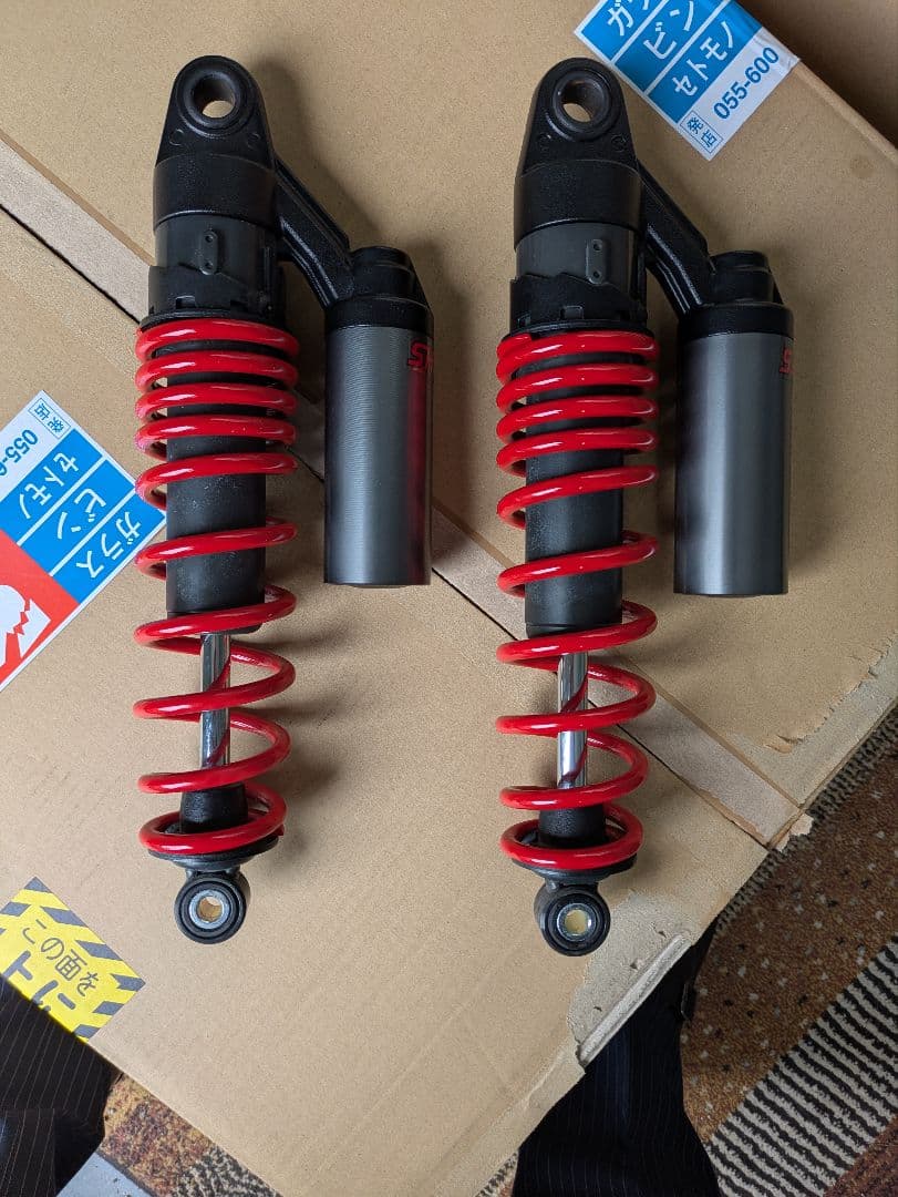 CB400SF nc42 純正リアサス