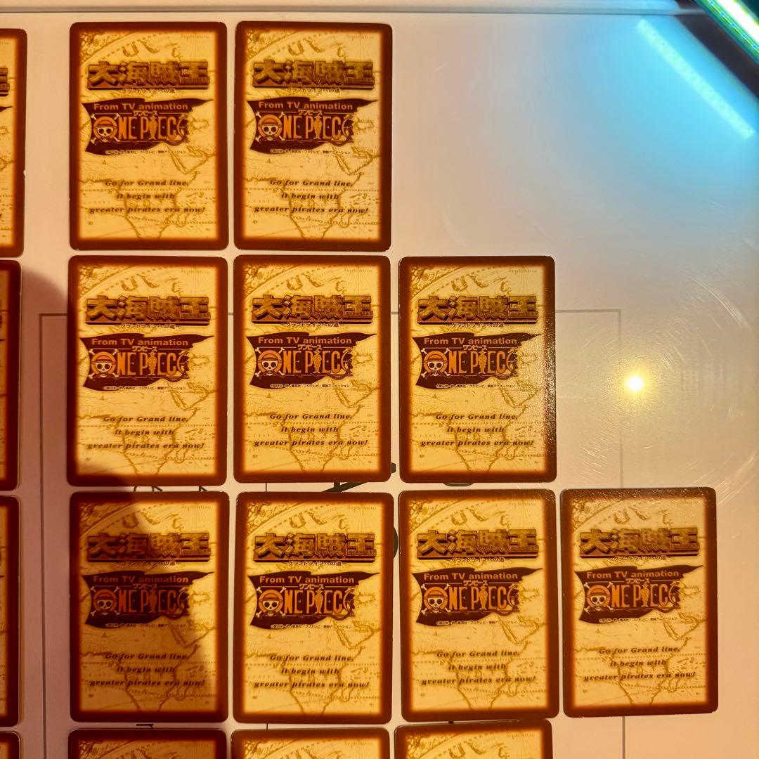 希少　ワンピースカード　77621 大海賊王