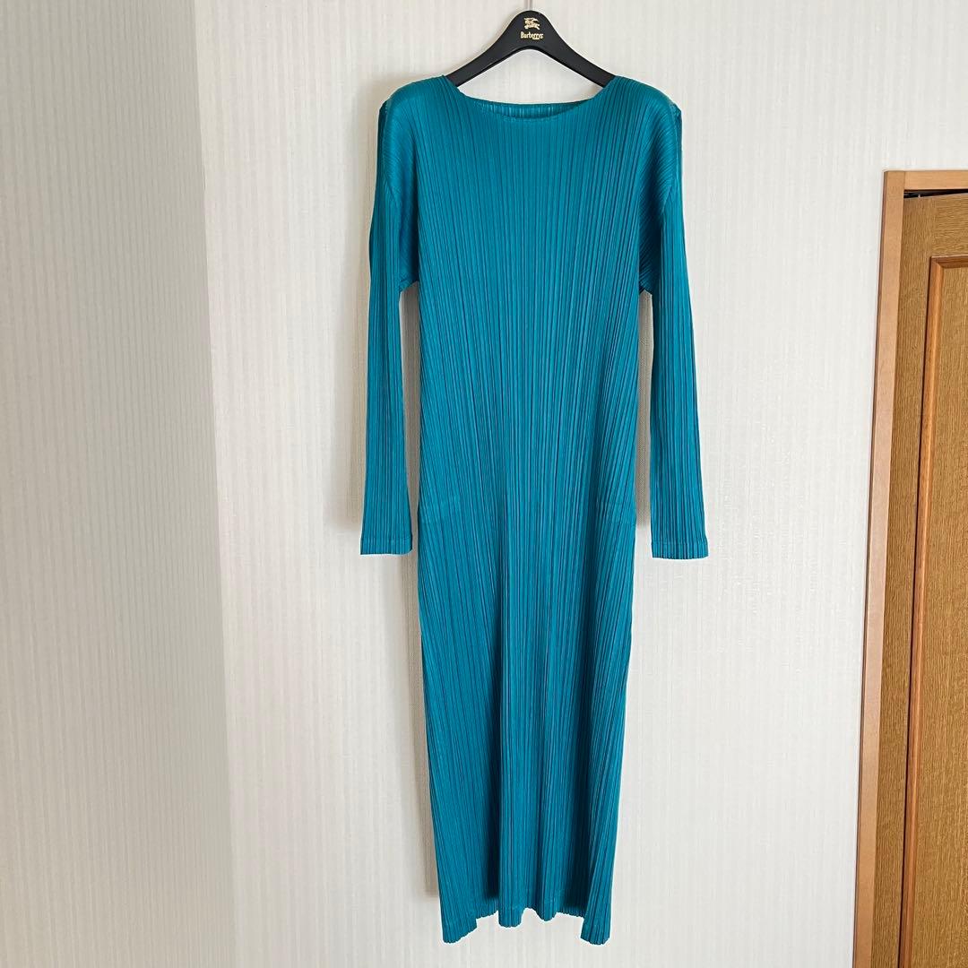 PLEATSPLEASE イッセイミヤケ　ロングワンピース　ブルーグリーン　3