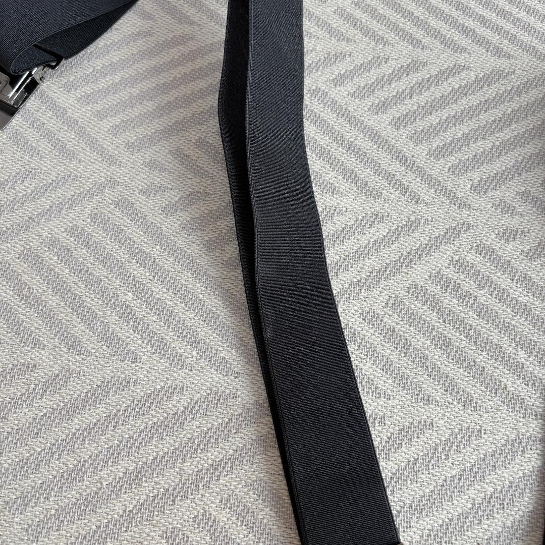 GUCCI グッチ　Y型 　サスペンダー　イタリア製