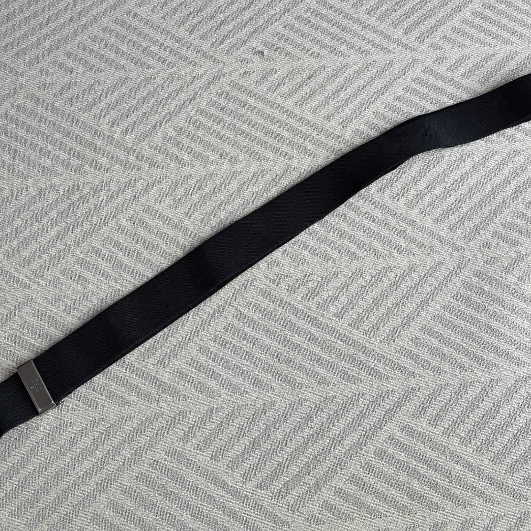 GUCCI グッチ　Y型 　サスペンダー　イタリア製