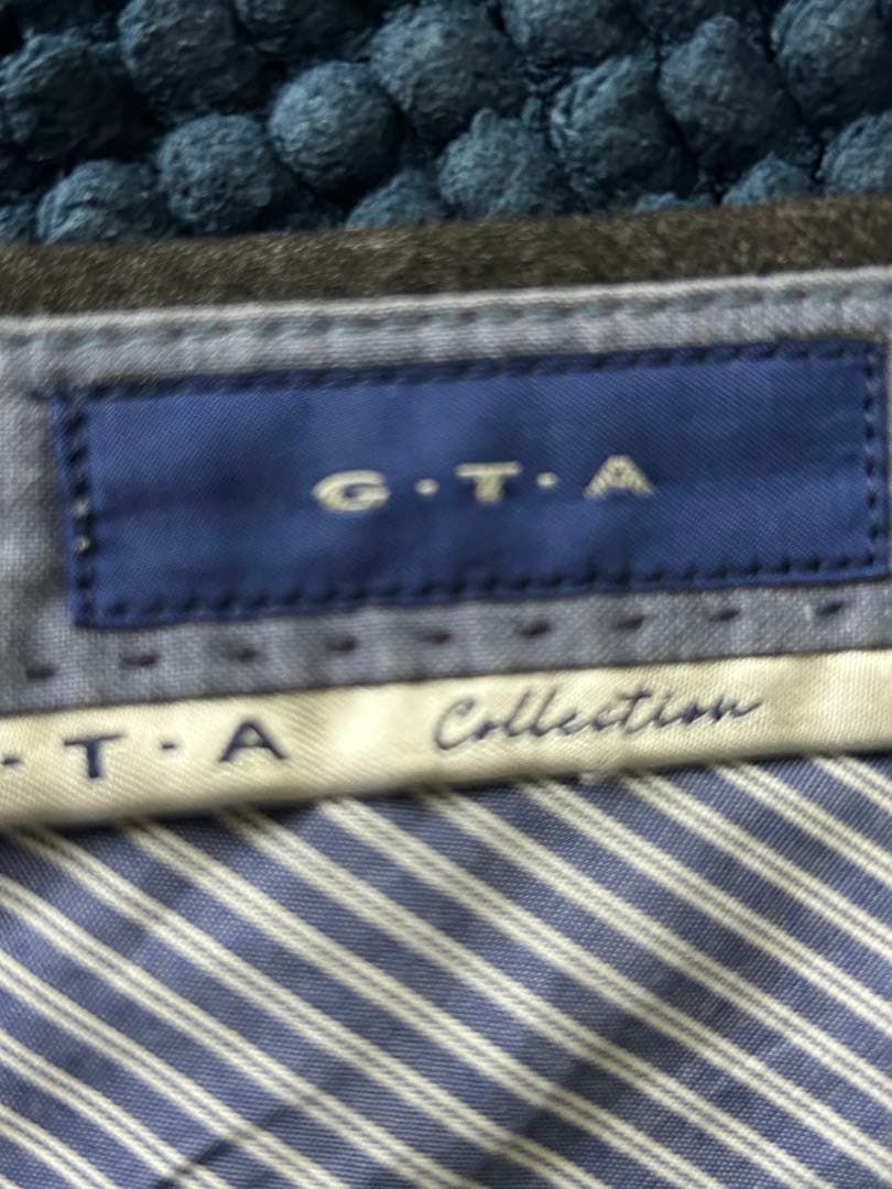 G.T.A. ドレスパンツ　チャコールグレー　48