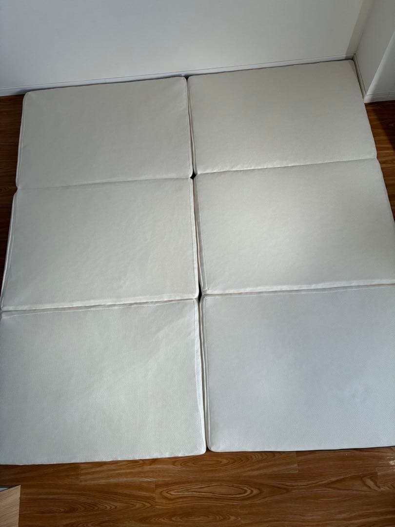 アイリス　エアリーマットレス　シングル　三つ折り　2枚セット