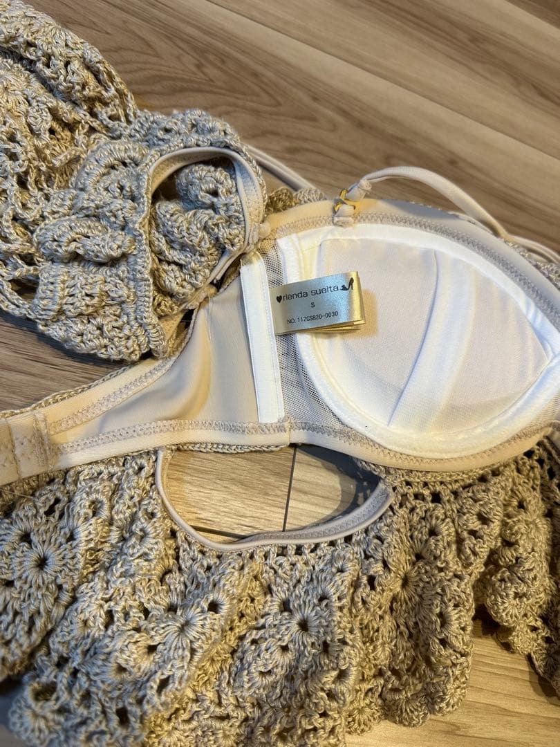 オフショルクロシェバンドゥビキニ