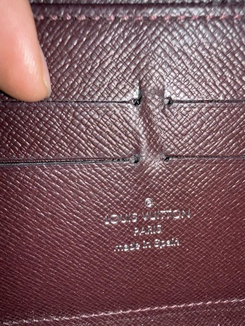 LOUISVUITTON ルイヴィトン エピ ジッピーウォレット