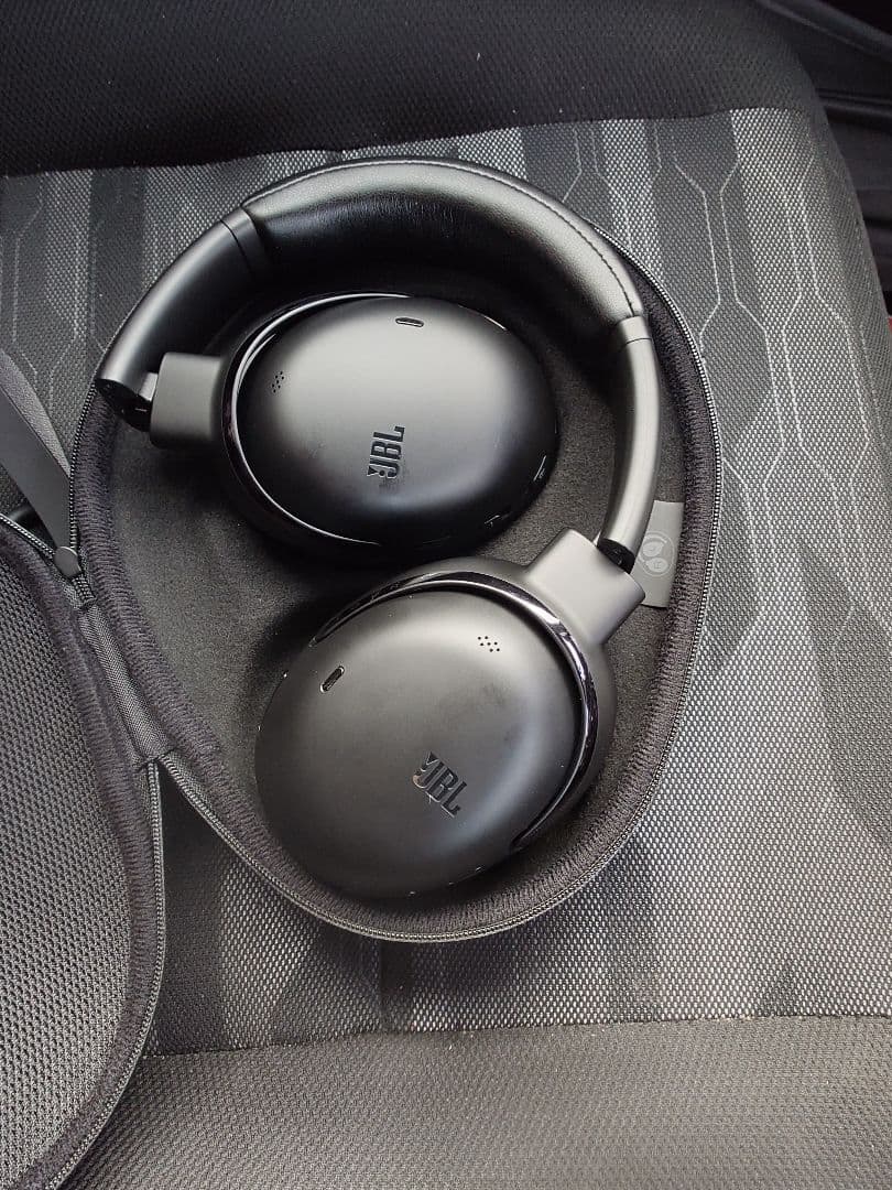 JBL Tour One M3　トランスミッター