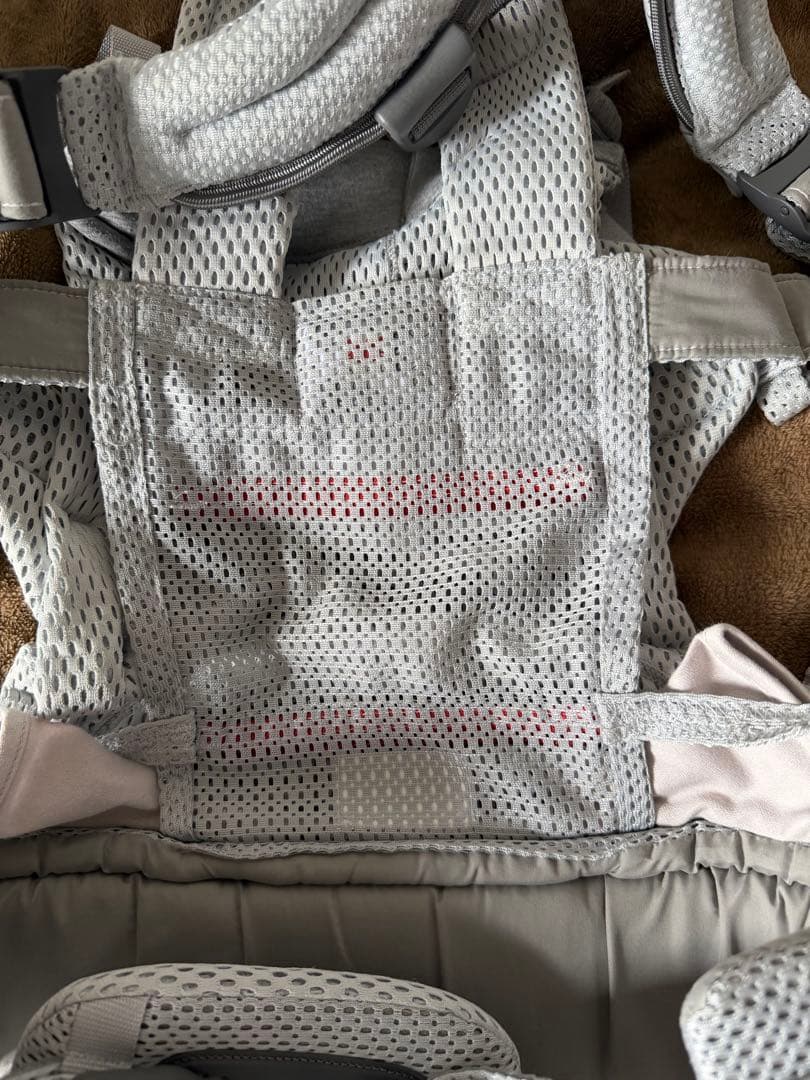 グレー メッシュ 抱っこひも