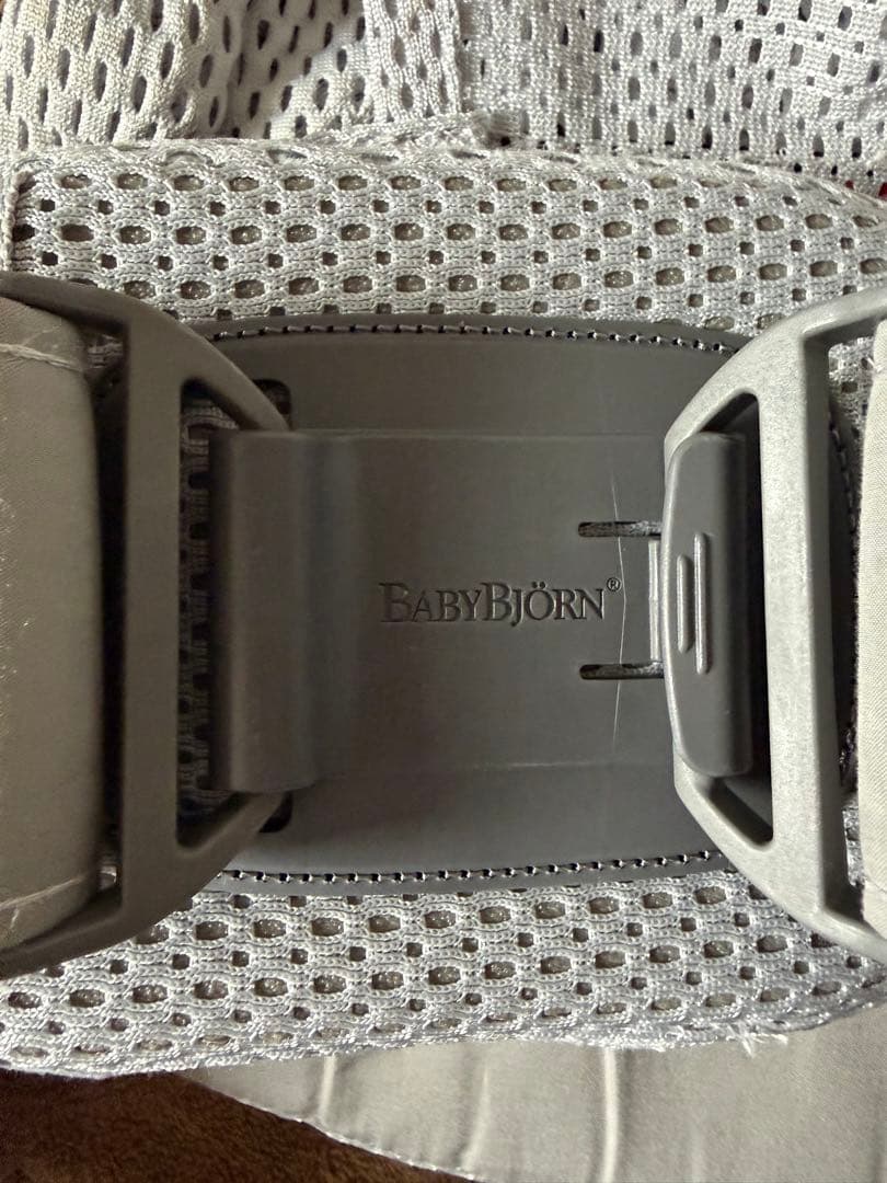 グレー メッシュ 抱っこひも