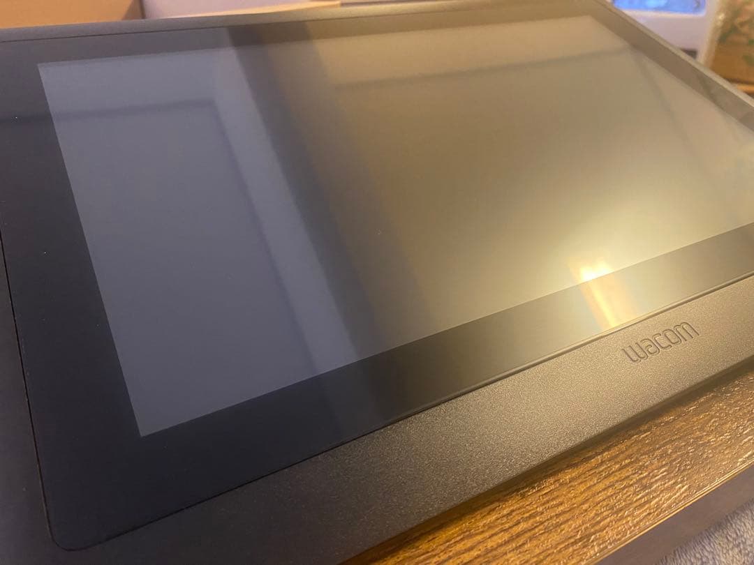 【美品】Wacom Cintiq 16 液晶ペンタブレット本体　保護フィルム付き