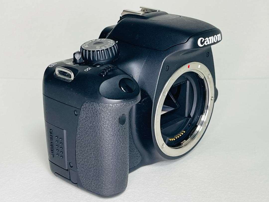 ショット数3140回 Canon EOS Kiss X4 デジタル一眼レフカメラ