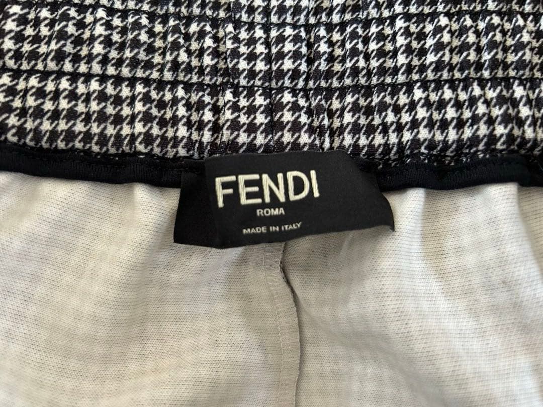 FENDI フェンディ　ロゴライン　千鳥柄　パンツ