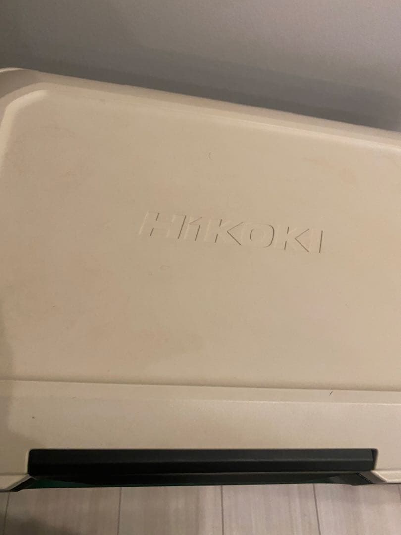 HIKOKI コードレス冷温庫　UL18DB