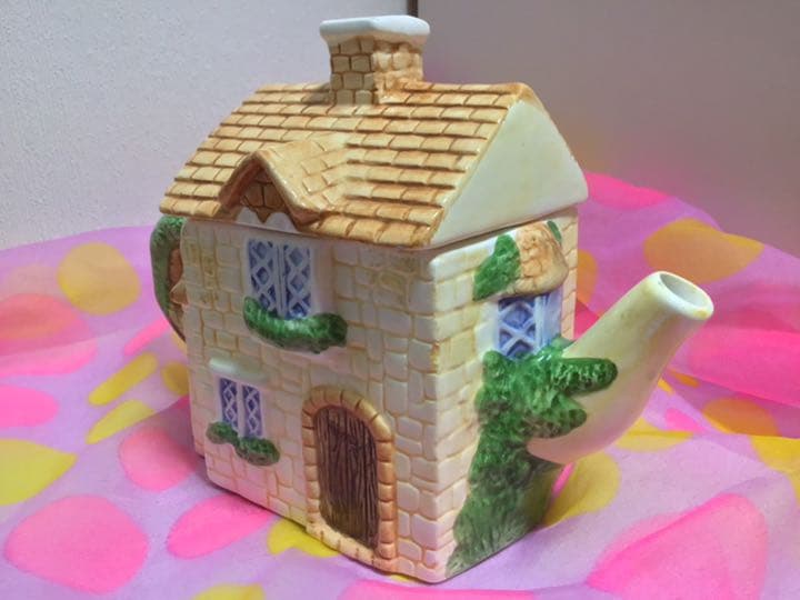 Heritage Mint ヴィンテージ　ティーポット 80’S お家