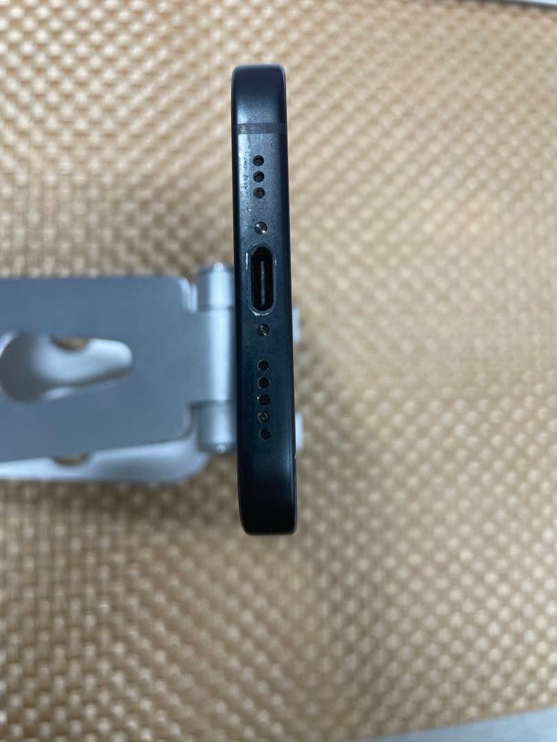 iPhone 15 128 GB ブラックSIMフリー【7513】