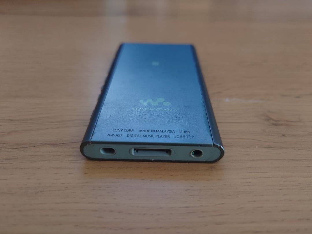 SONY　NW-A57　64GB ウォークマン グリーン　USBケーブル付き