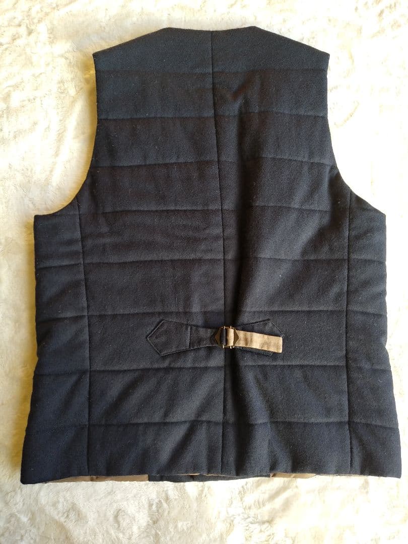 ナナミカ　プリマロフト　ウールベスト　sizeXS　ネイビー　オンオフ着用可