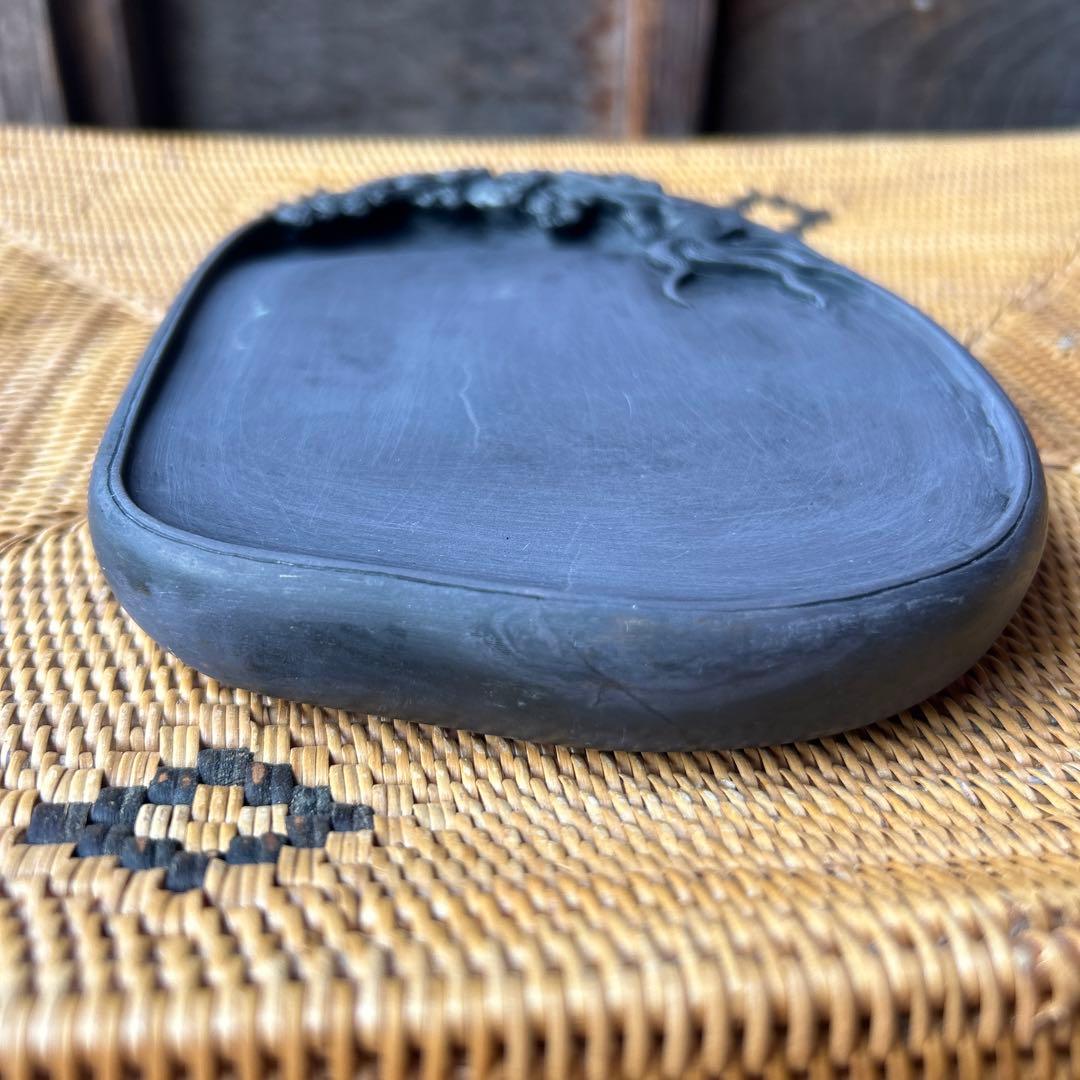 金魚？ 鯉？彫刻デザイン 木製硯箱 楕円形