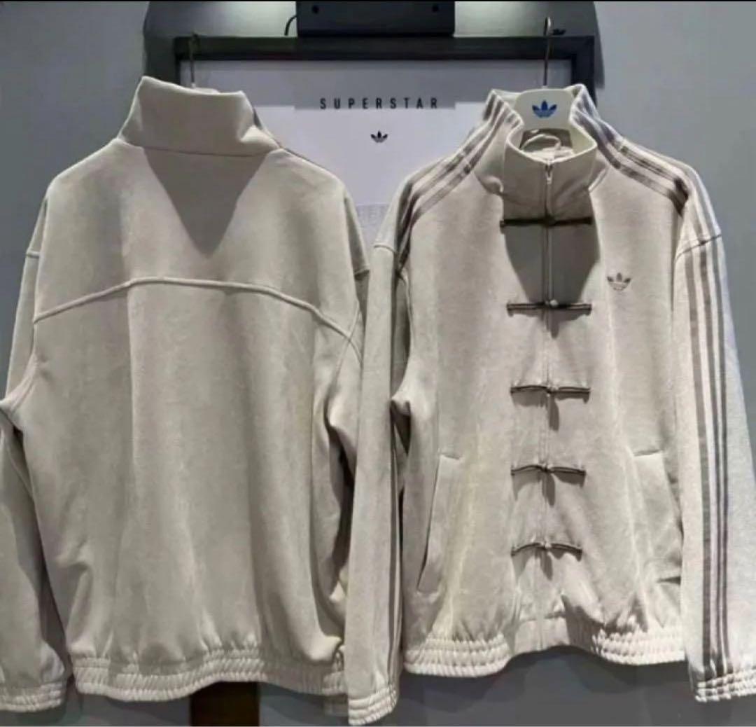 アディダス 中国限定 蛇年トラックジャケットホワイトLサイズ”