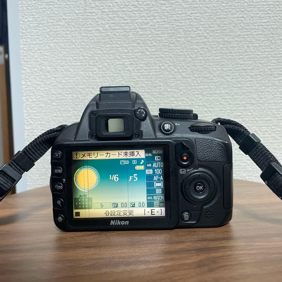 【デジタル一眼レフ】 Nikon D3100