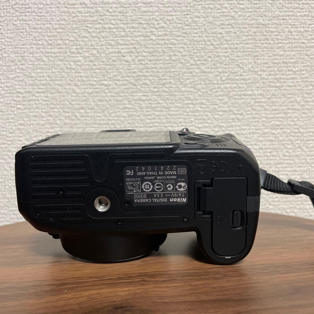 【デジタル一眼レフ】 Nikon D3100