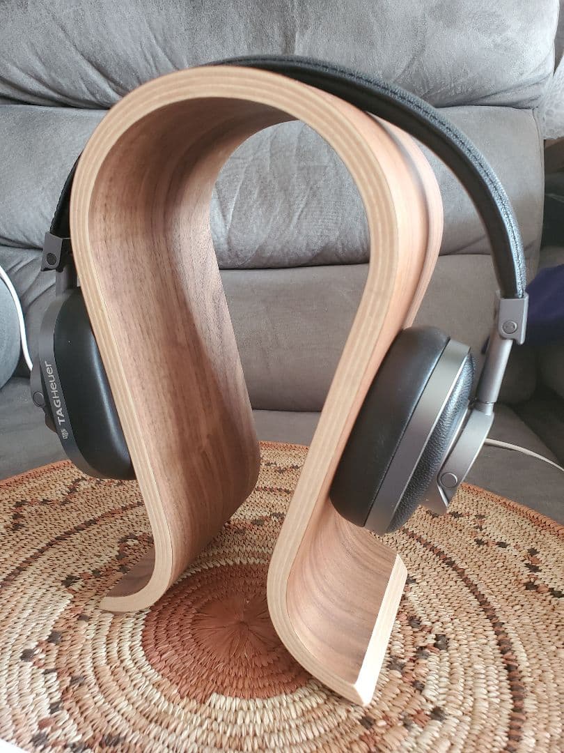 Master & Dynamic MW60 (TAG Heuerコラボ限定品)