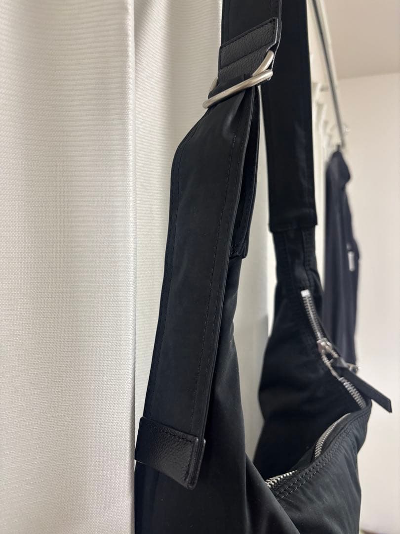 COMME des GARÇONS HOMME バナナショルダーバッグ ブラック