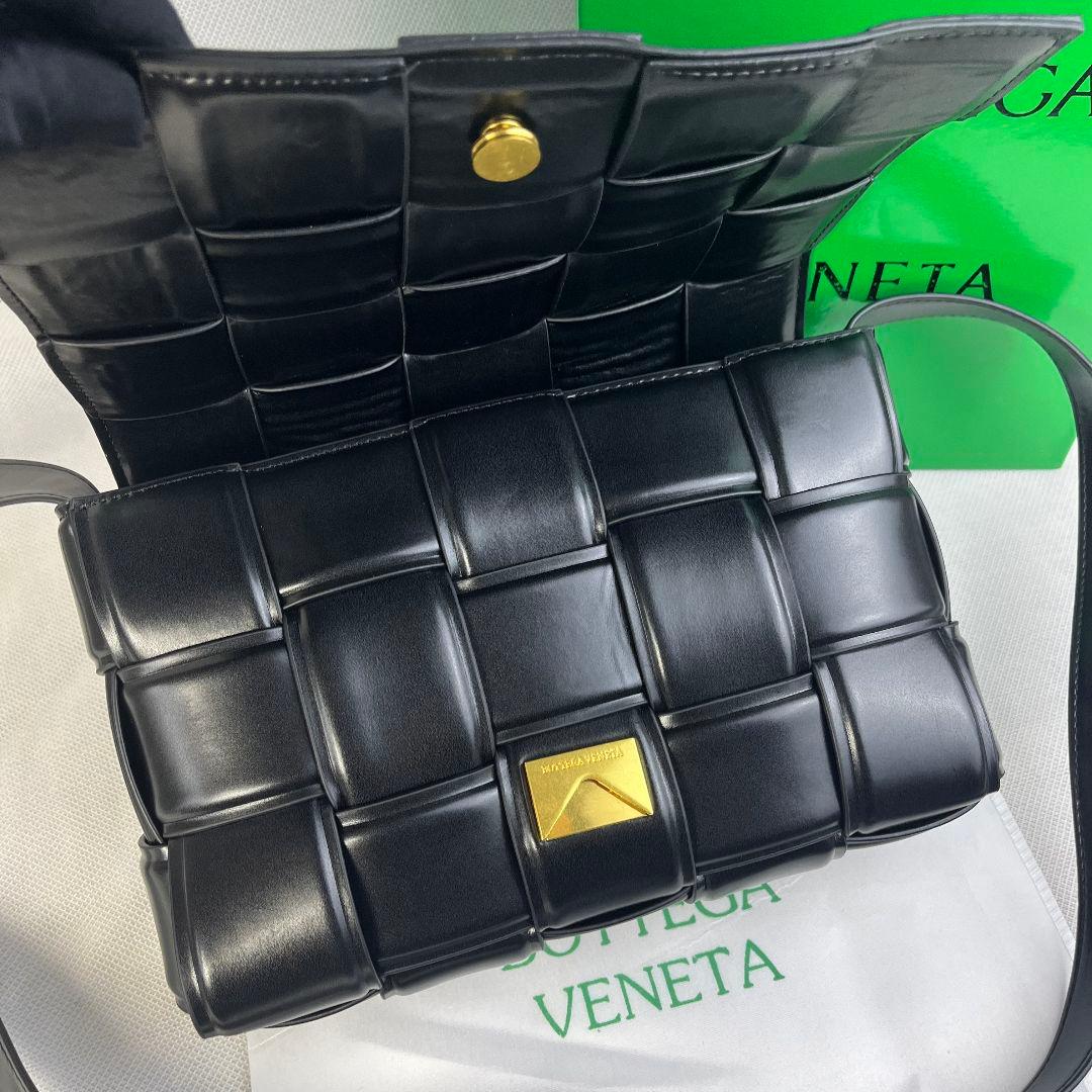 【美品】ブラックレザー メッセンジャーバッグ