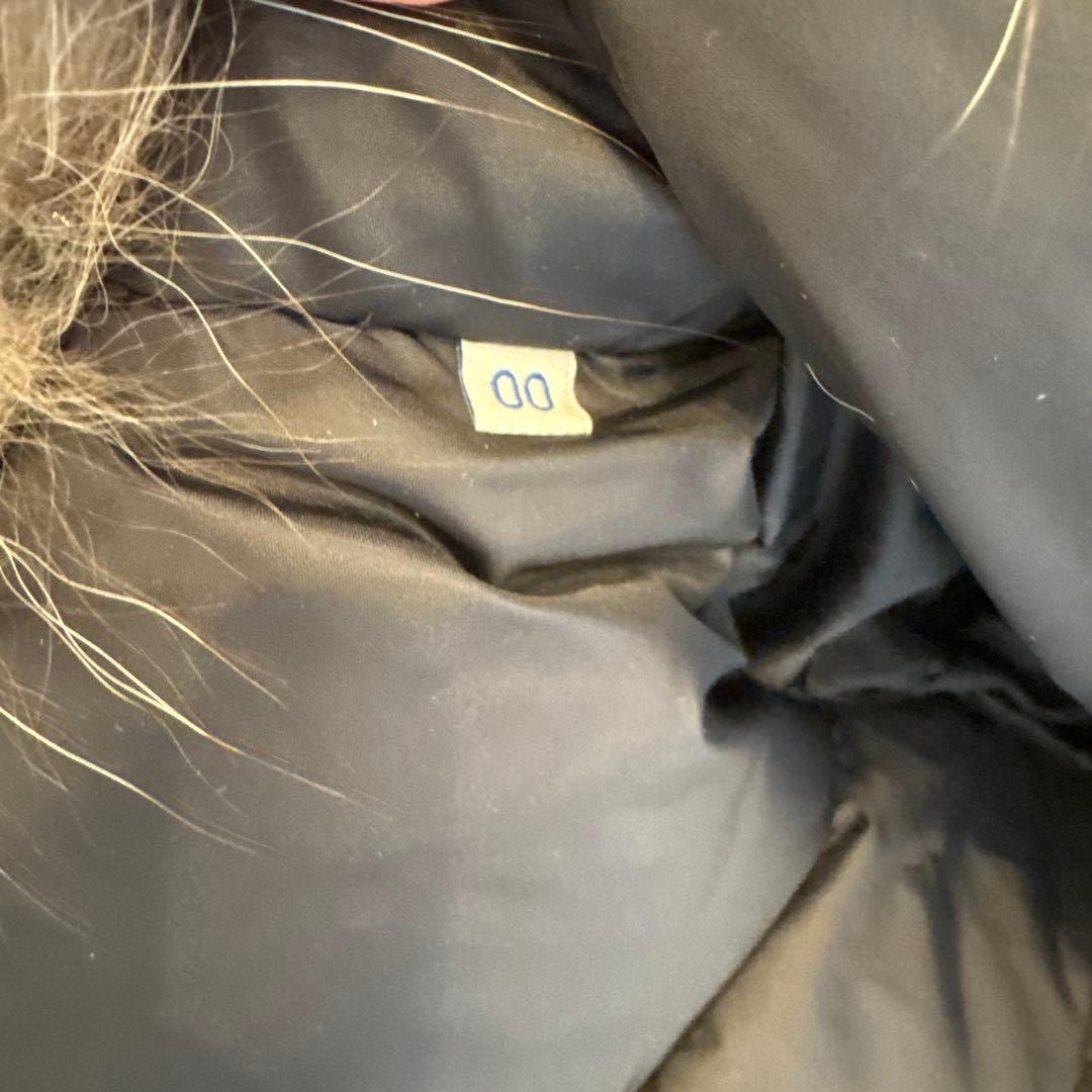 モンクレールブラックダウンコート ファー襟付き