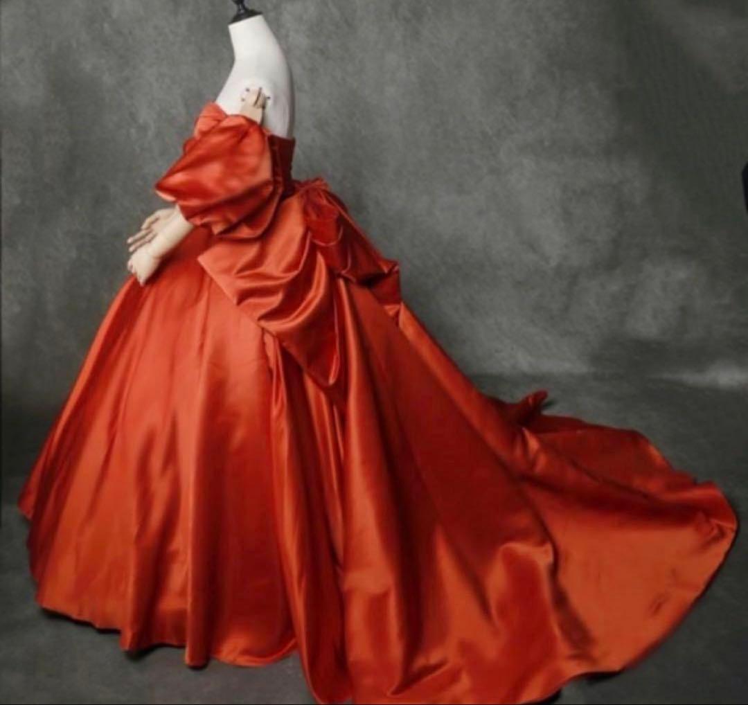 ウェディングドレス　テラコッタ　オレンジ　カラードレス