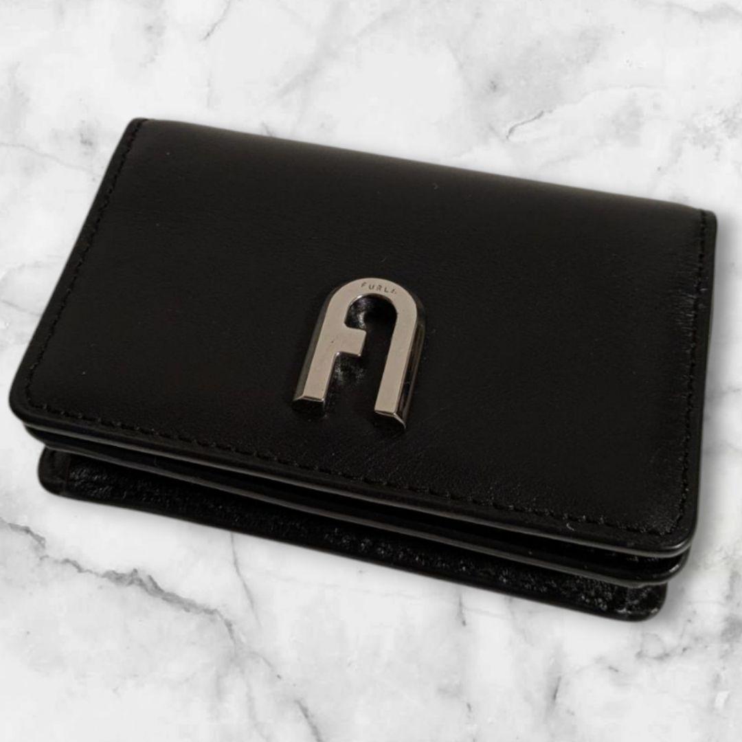 【新品未使用✨️】箱つき FURLA 本革 名刺入れカード入れ ブラックシンプル