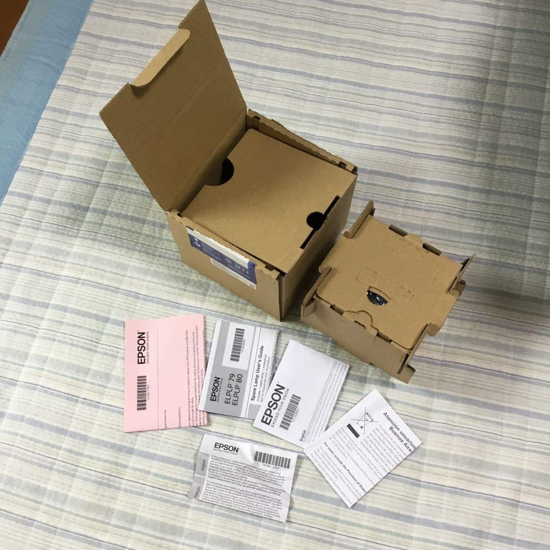 未使用EPSON ELPLP80 プロジェクターランプ 245W